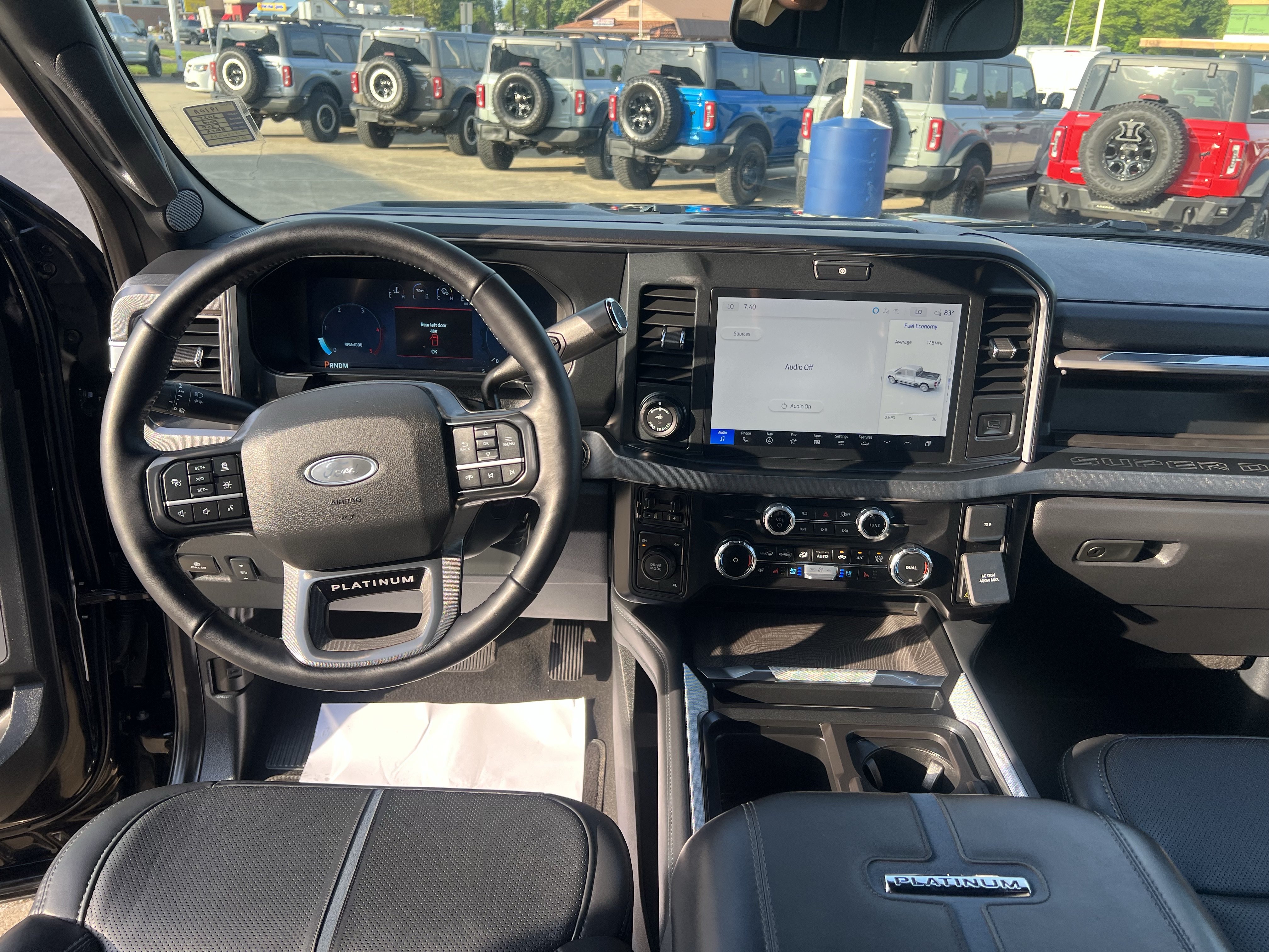 Used 2025 Ford F350 Platinum AWD/4WD image 21