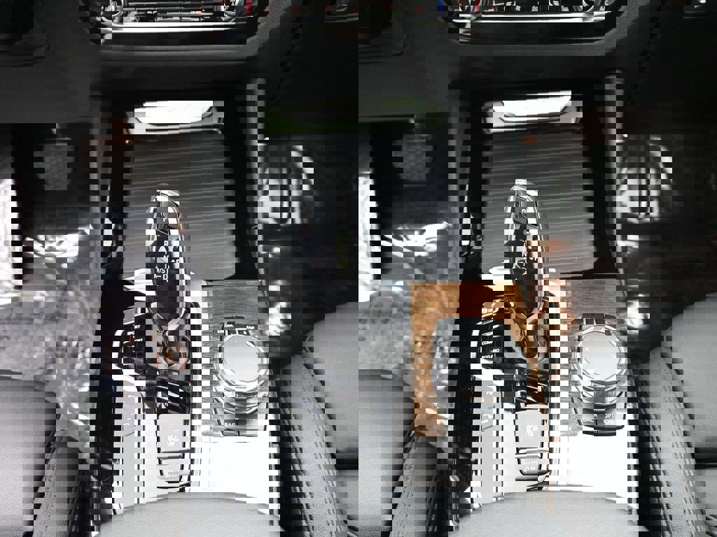 Used 2019 BMW X4 xDrive30i w/ Convenience Package image 13