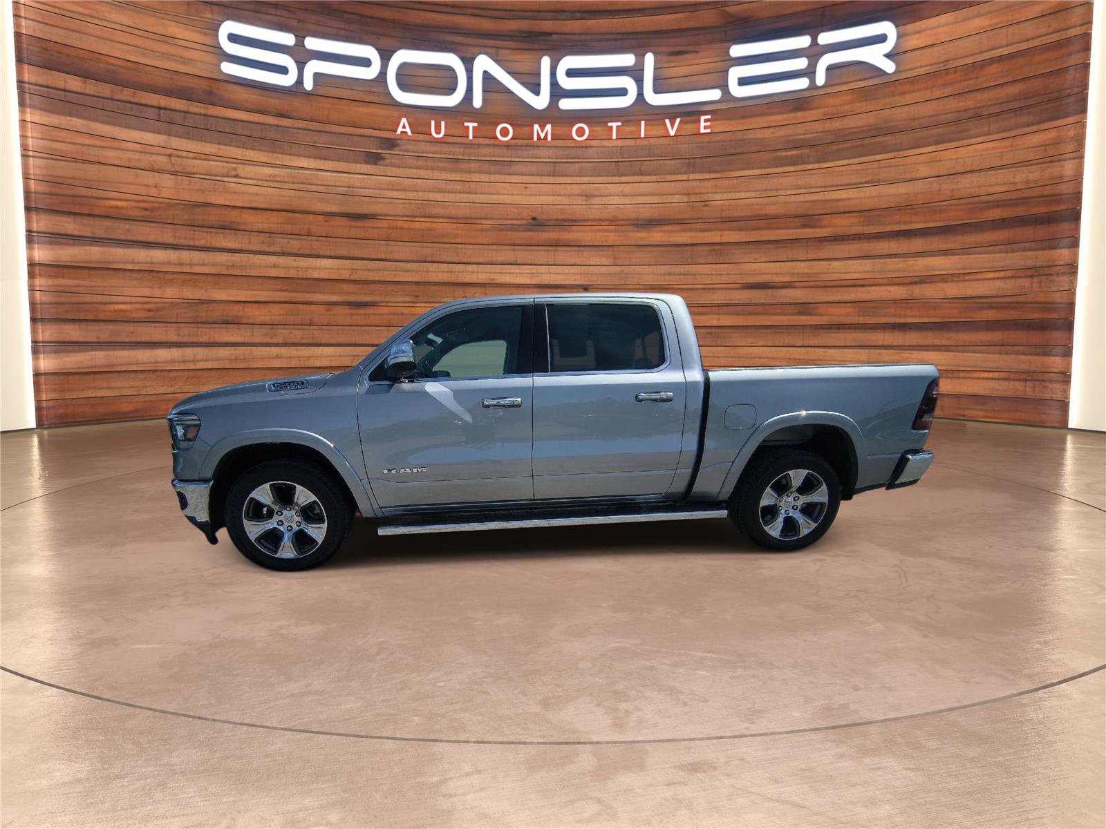 Used 2022 RAM 1500 Laramie AWD/4WD video 2