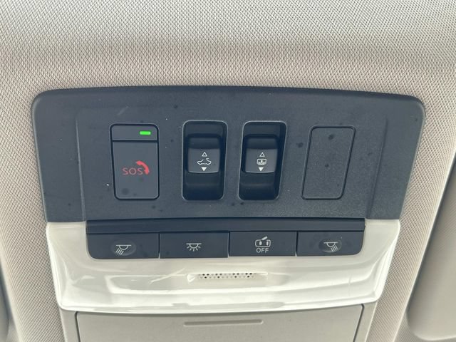 Used 2024 Nissan Rogue SV w/ SV Premium Package FWD image 30
