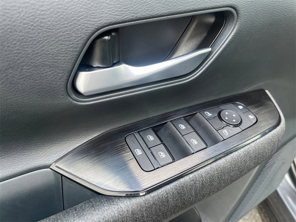 New 2026 Nissan Kicks SV w/ SV Premium Package image 11