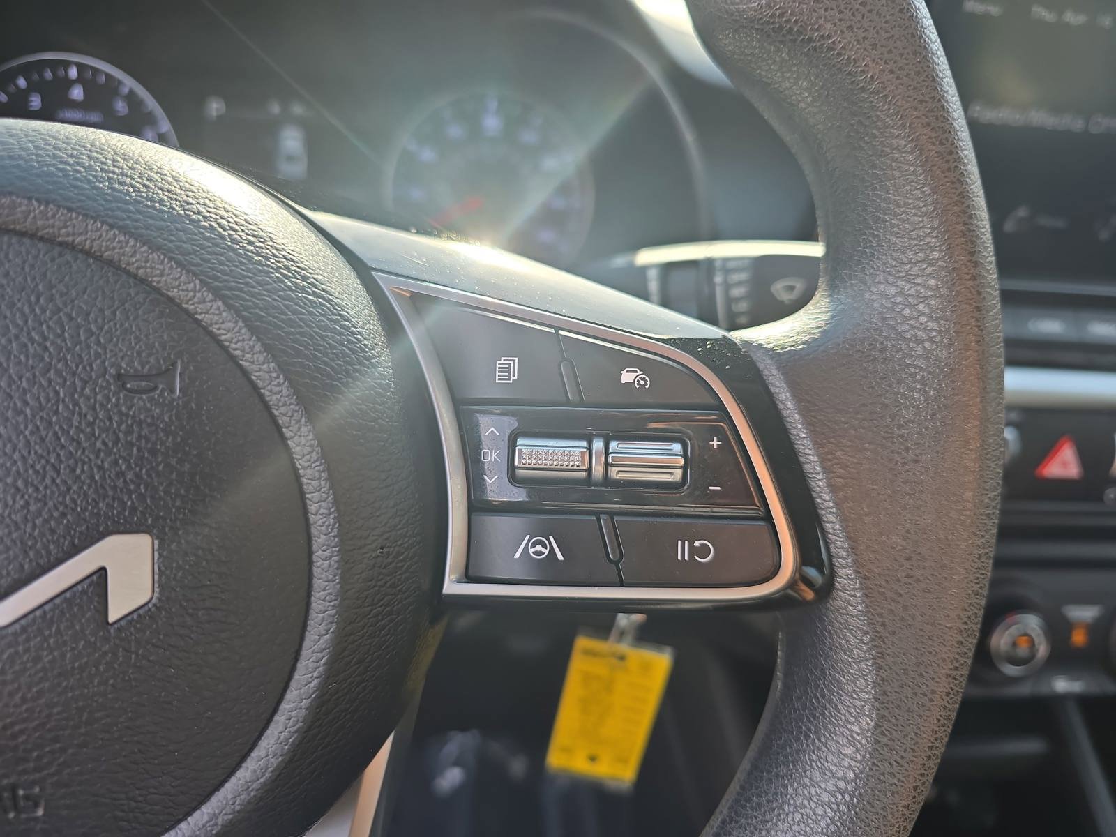 Used 2023 Kia Forte LXS image 20