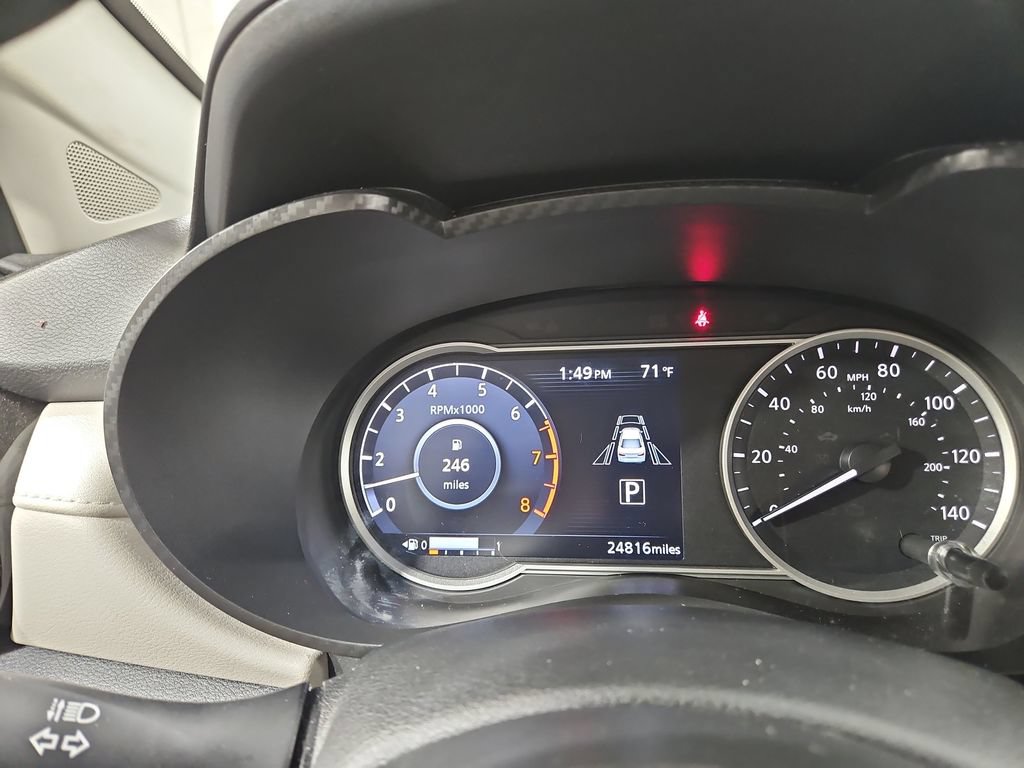 Used 2021 Nissan Versa SV FWD image 16