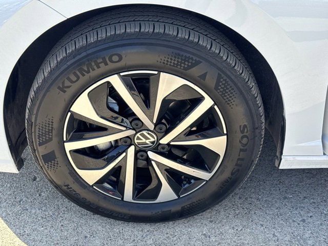 Certified 2025 Volkswagen Jetta S image 20