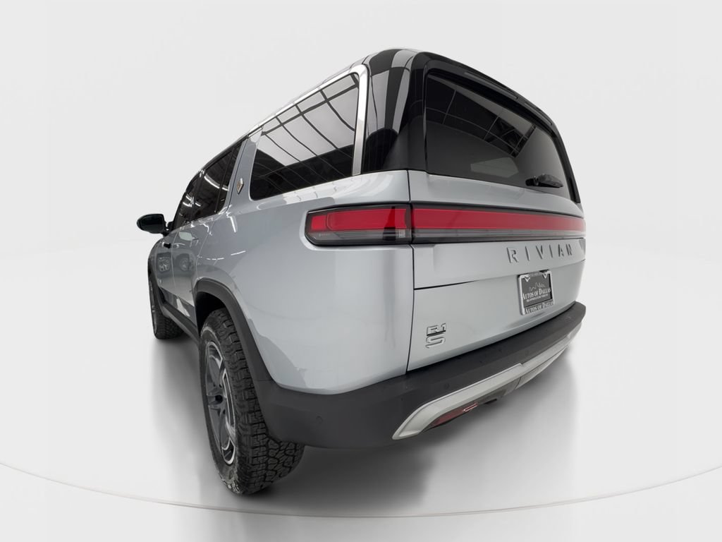 Used 2026 Rivian R1S Adventure AWD/4WD image 10