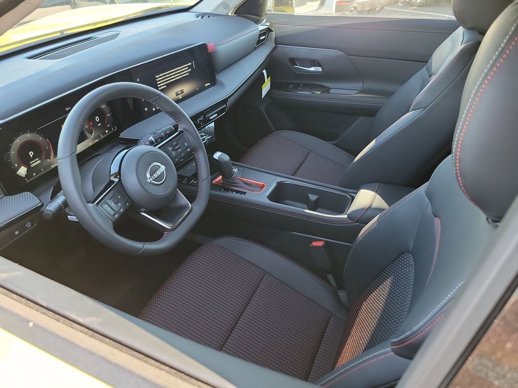 New 2026 Nissan Kicks SR w/ Illumination Package image 6