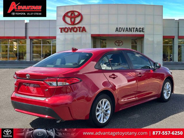 Used 2021 Toyota Corolla LE w/ LE Convenience Package FWD image 7