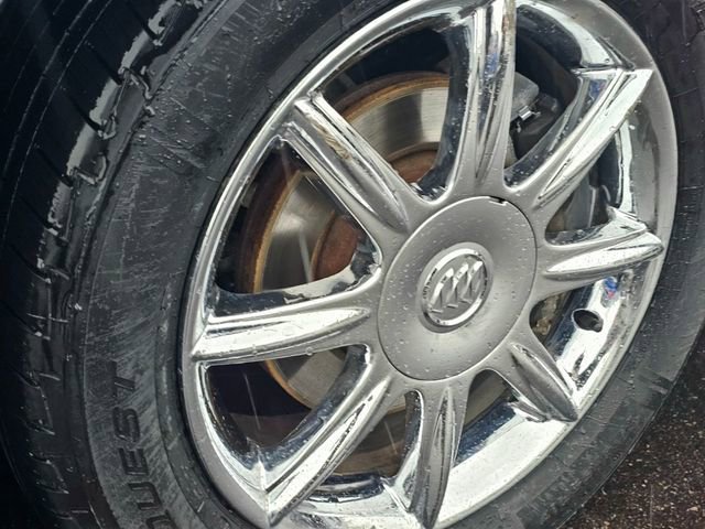 Used 2005 Buick LaCrosse CXS w/ Chrome Appearance Package image 6