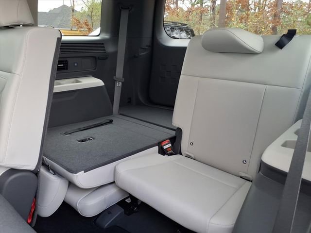 New 2026 Hyundai Santa Fe SEL image 16