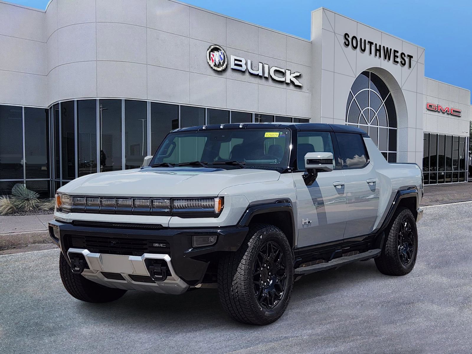 New 2025 GMC Hummer EV 2X image 2
