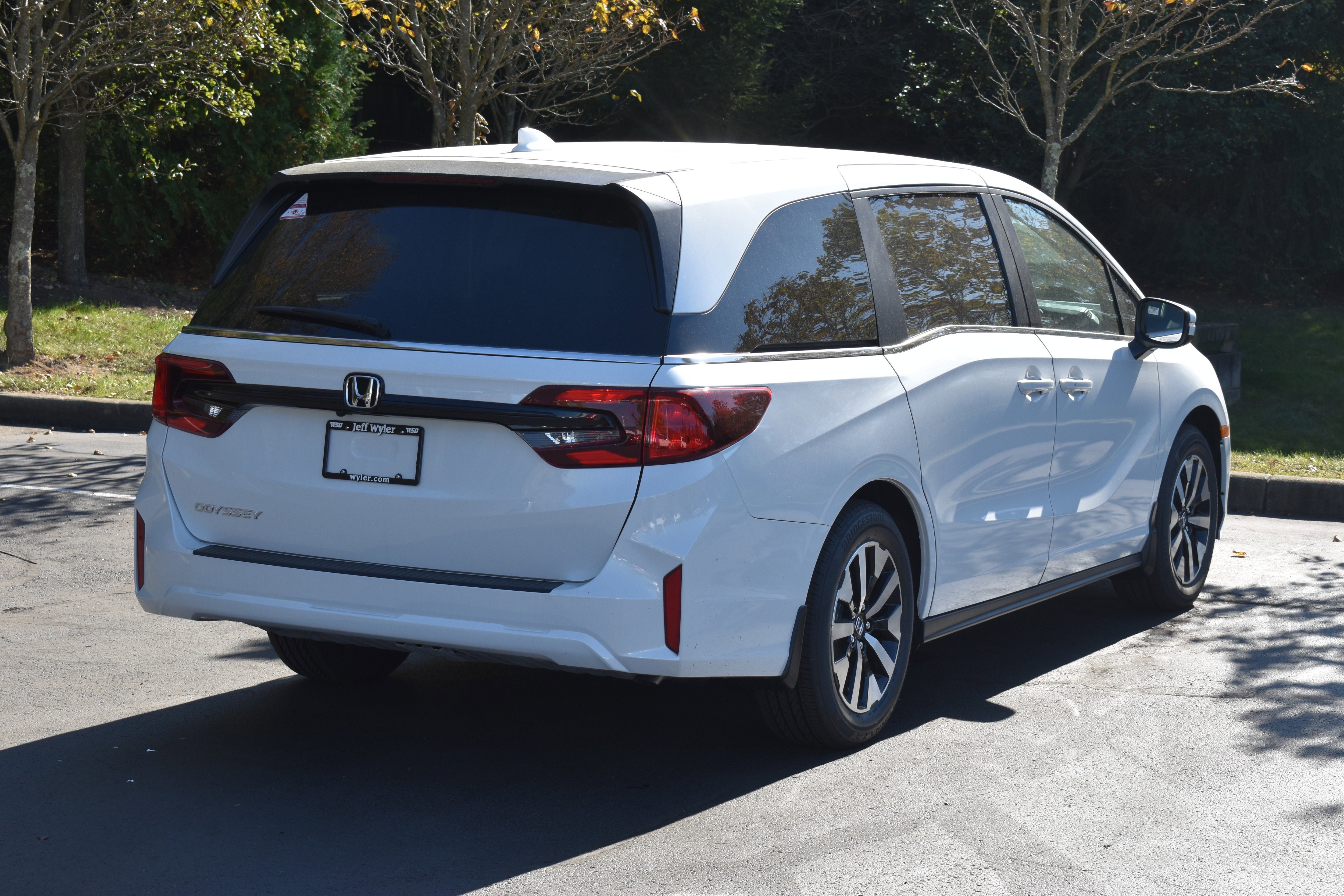 New 2026 Honda Odyssey EX-L image 5