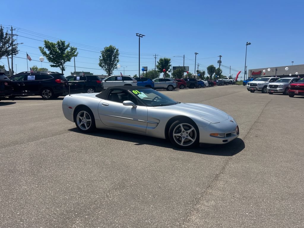 Used 2001 Chevrolet Corvette Convertible w/ Preferred Equipment Group2 RWD image 34