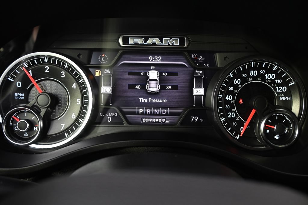 Used 2020 RAM 1500 Laramie AWD/4WD image 26