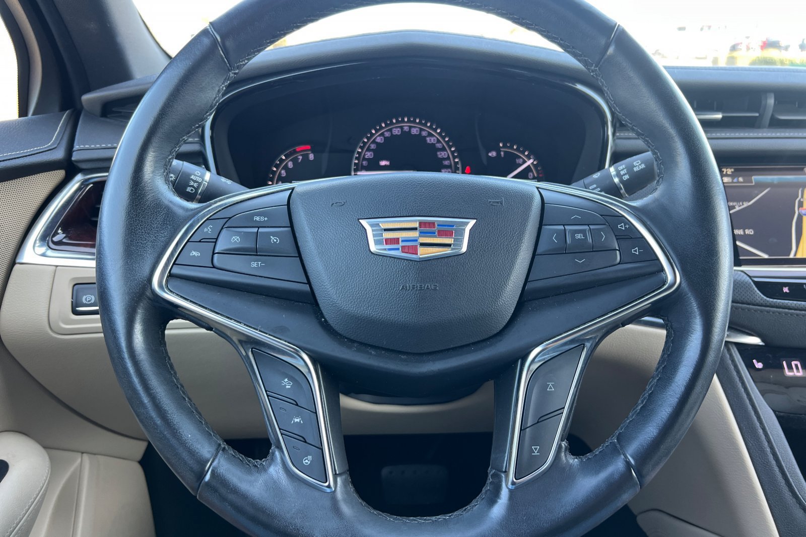 Used 2019 Cadillac XT5 Luxury FWD image 25