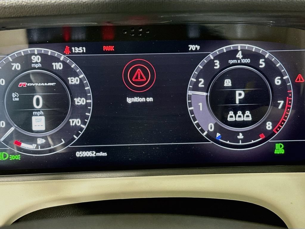 Used 2019 Land Rover Range Rover Velar R-Dynamic SE AWD/4WD image 13