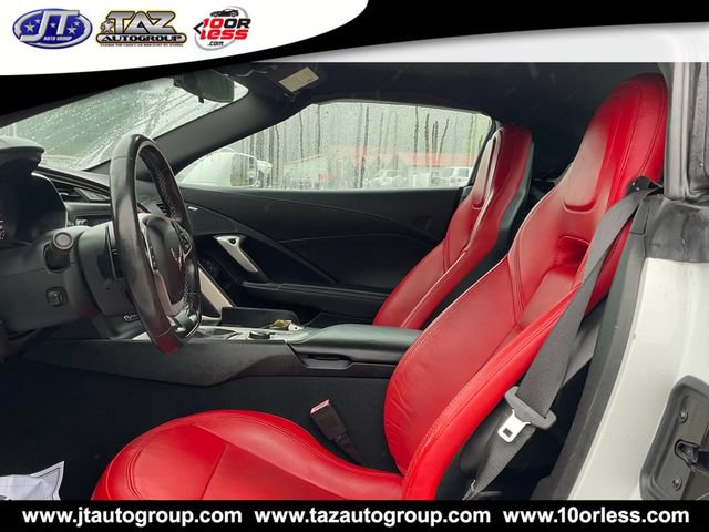 Used 2019 Chevrolet Corvette Stingray Convertible w/ Carbon Flash Badge Package RWD image 3