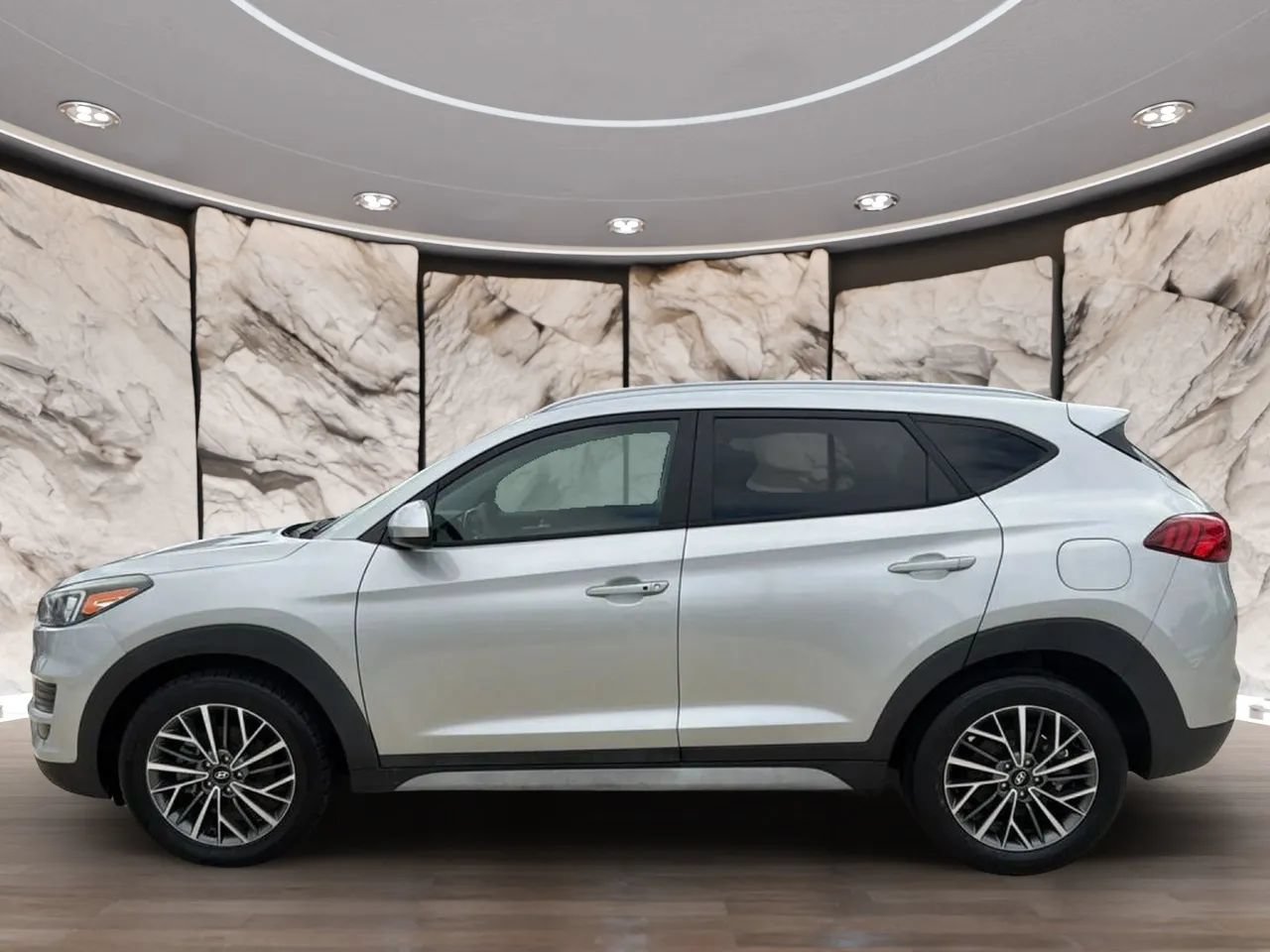 Used 2020 Hyundai Tucson SEL w/ Cargo Package FWD image 2
