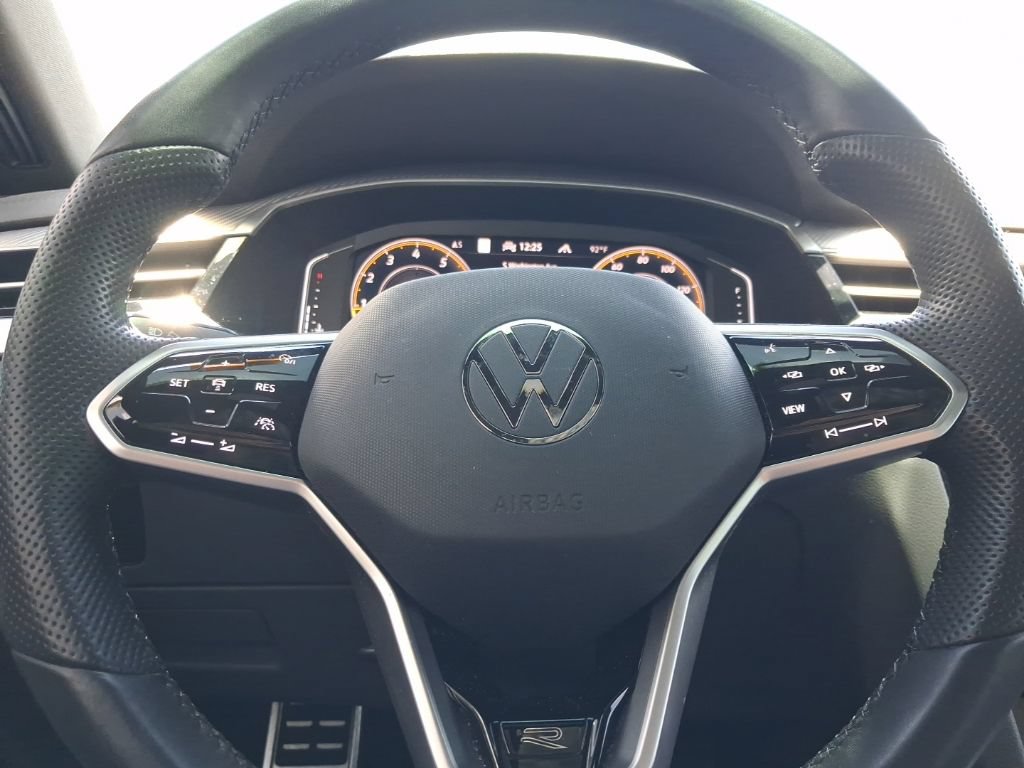 Used 2021 Volkswagen Arteon SEL FWD image 32