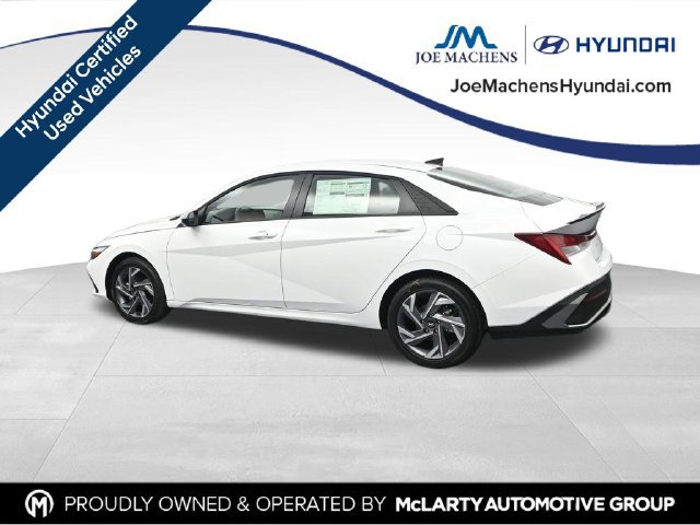 Certified 2025 Hyundai Elantra SEL FWD image 8