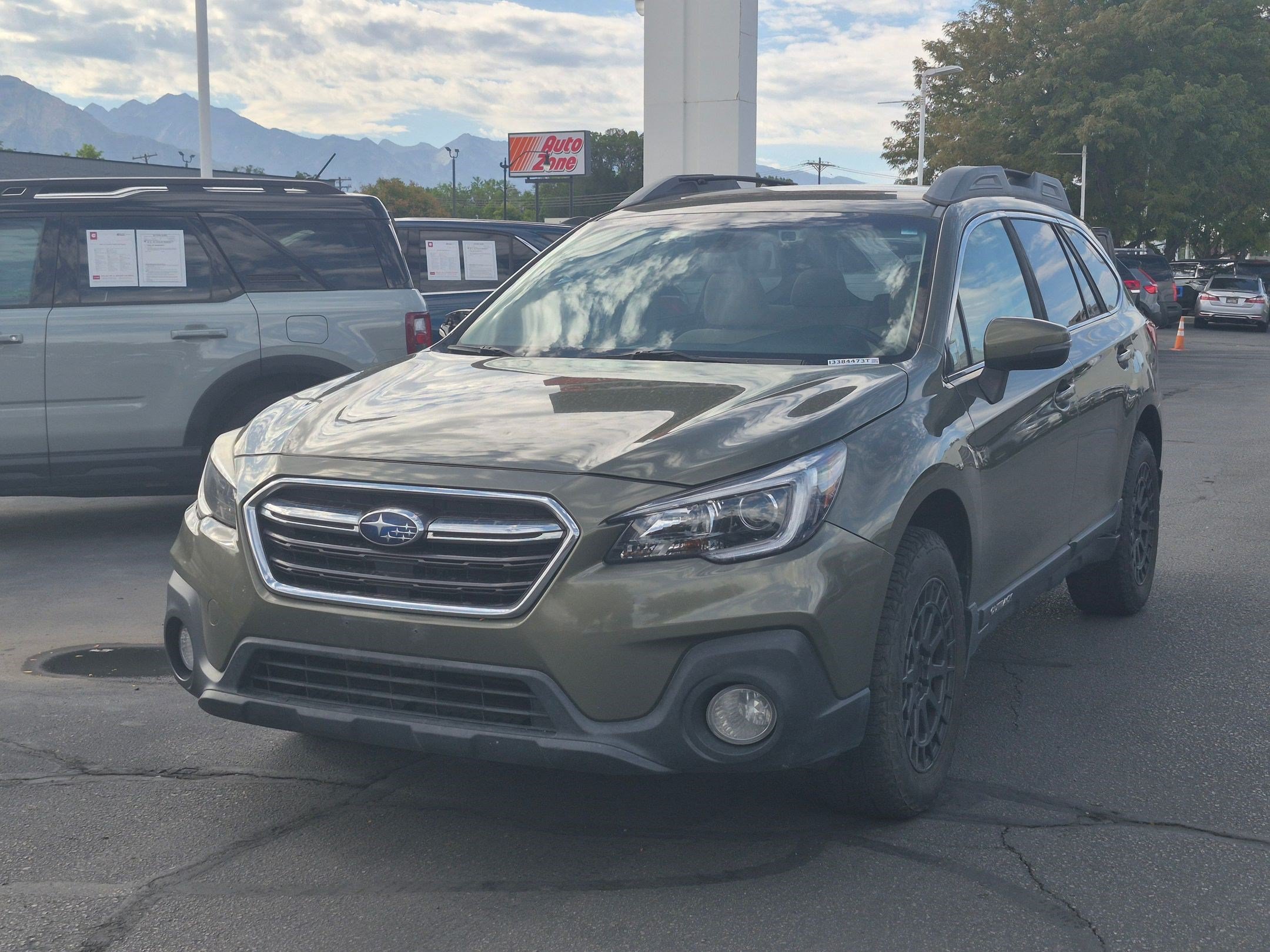 Used 2018 Subaru Outback 2.5i Premium AWD/4WD image 10