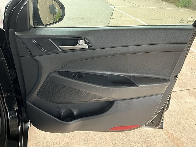 Used 2018 Hyundai Tucson Sport AWD/4WD image 10