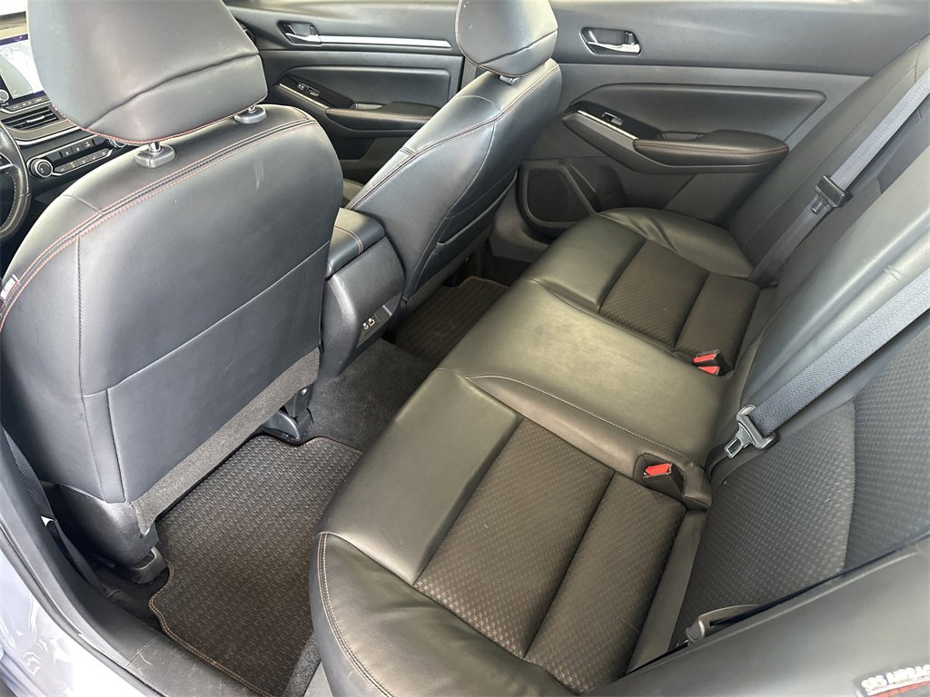 Used 2024 Nissan Altima 2.5 SR image 28