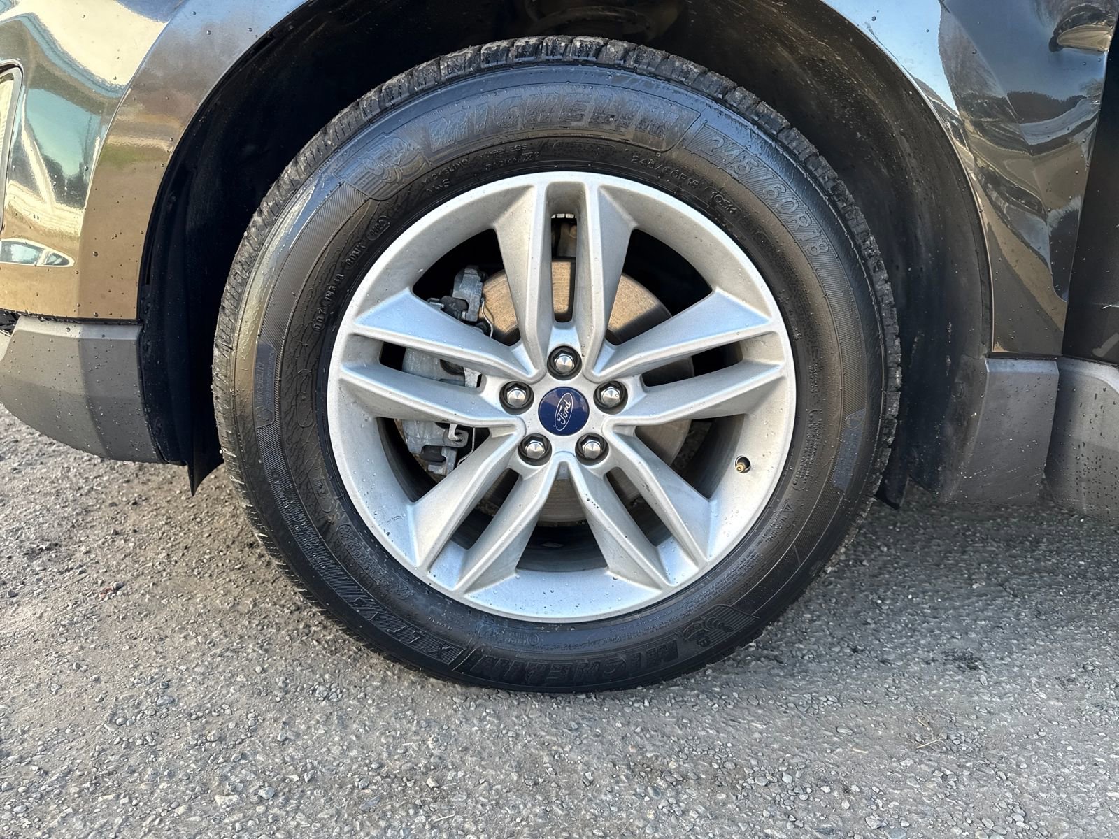 Used 2015 Ford Edge SEL image 27