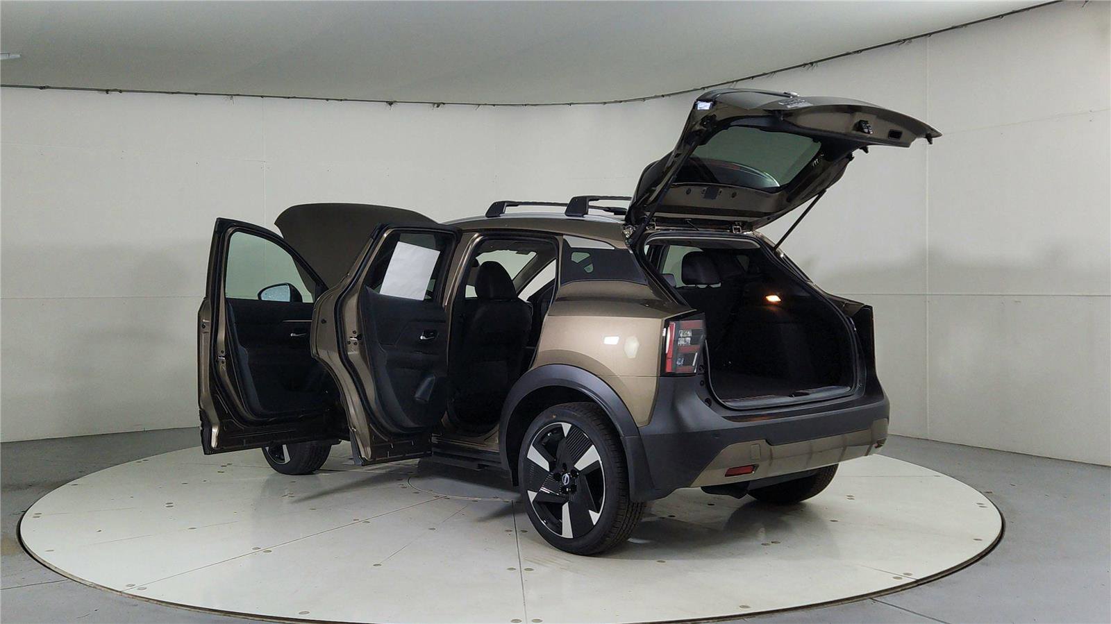 New 2026 Nissan Kicks SR w/ Illumination Package image 11
