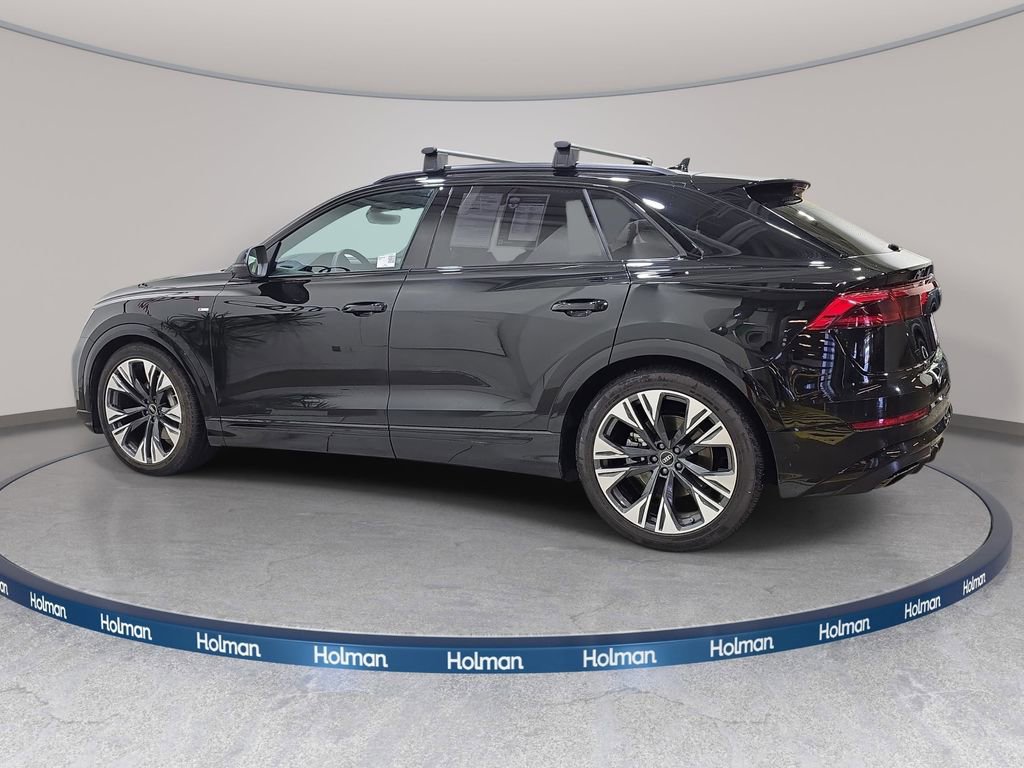 Used 2025 Audi Q8 Prestige w/ Prestige Package image 9
