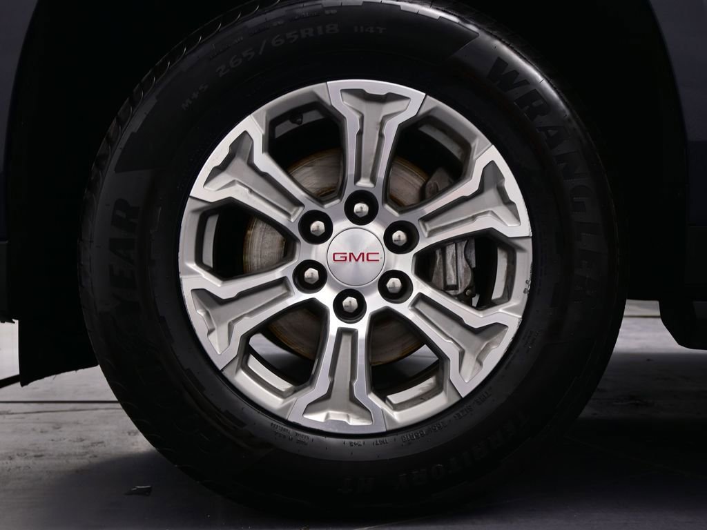 Used 2023 GMC Yukon XL SLE RWD image 35
