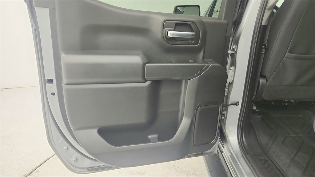 Used 2024 Chevrolet Silverado 1500 Custom Trail Boss w/ LPO, Dark Essentials Package image 27