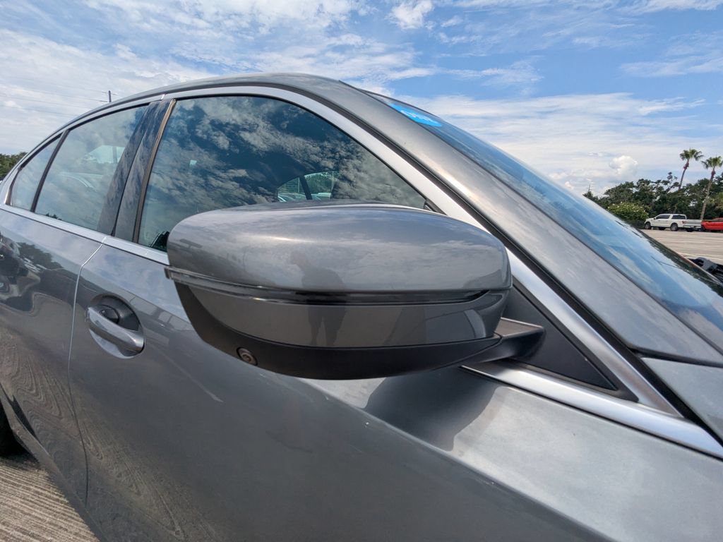 Used 2025 BMW 330i Sedan RWD image 22