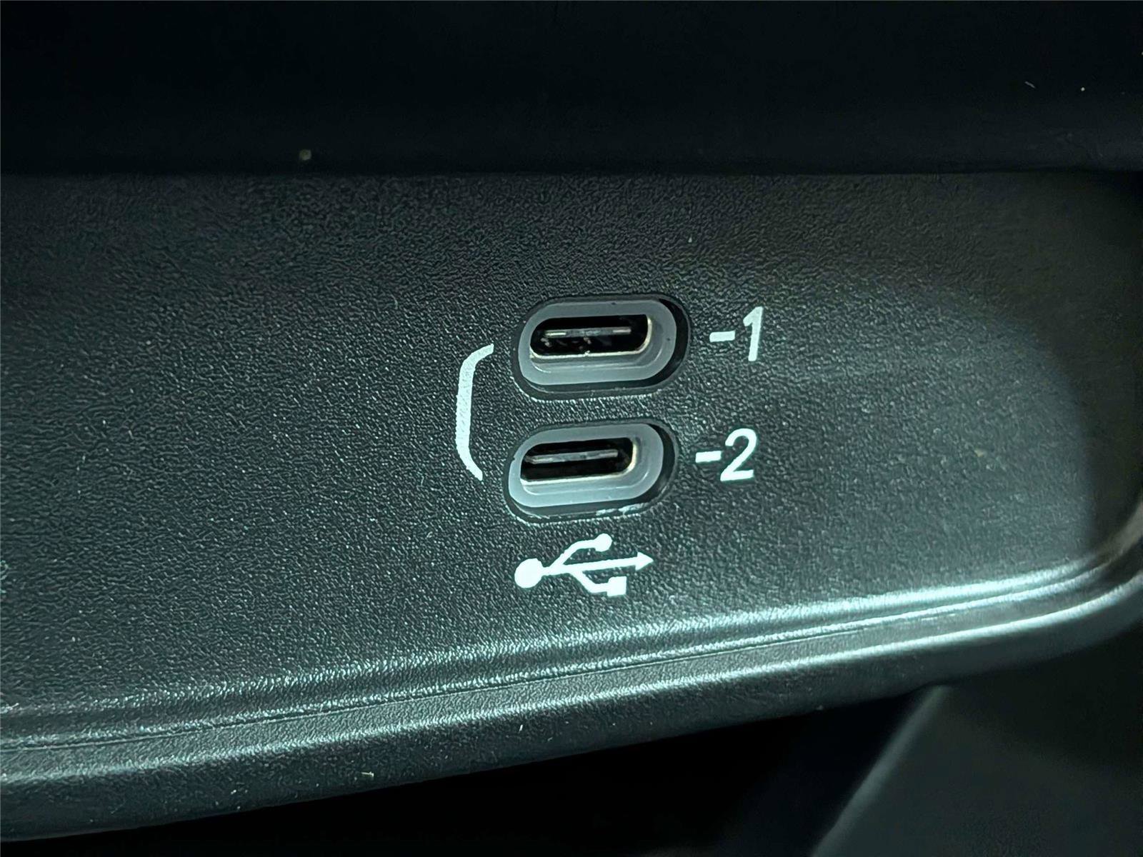 New 2026 Chrysler Voyager LX image 24