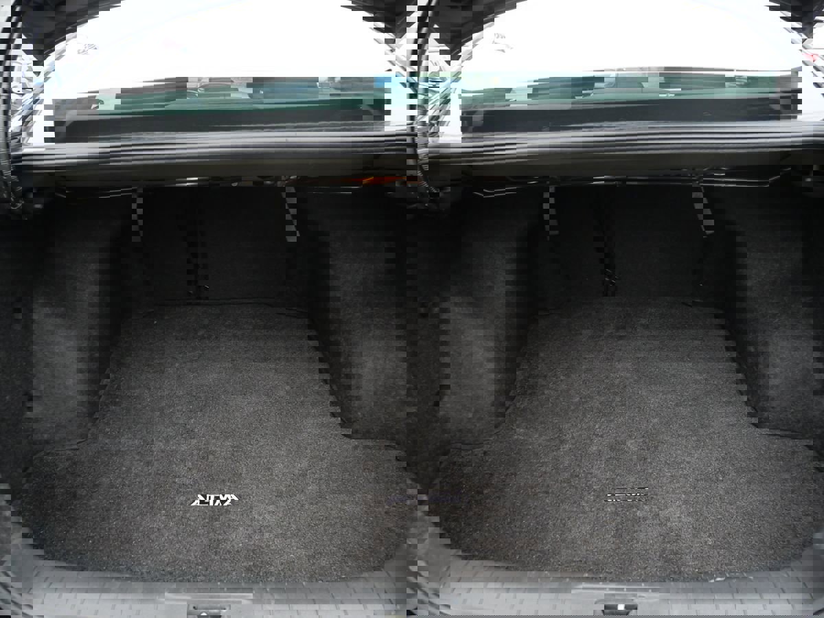 Used 2017 Nissan Altima 2.5 SR w/ Midnight Edition Package image 35