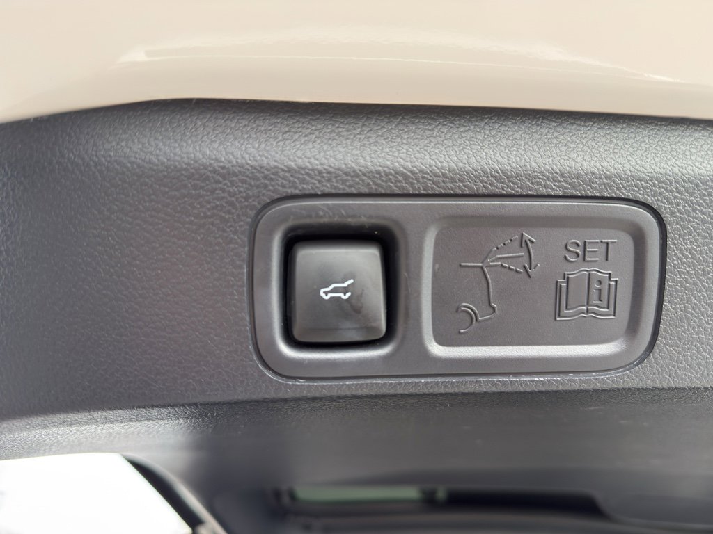 Certified 2024 Ford Expedition Timberline image 18