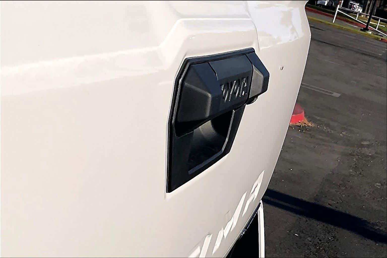 New 2026 Toyota Tacoma TRD Off-Road AWD/4WD image 15