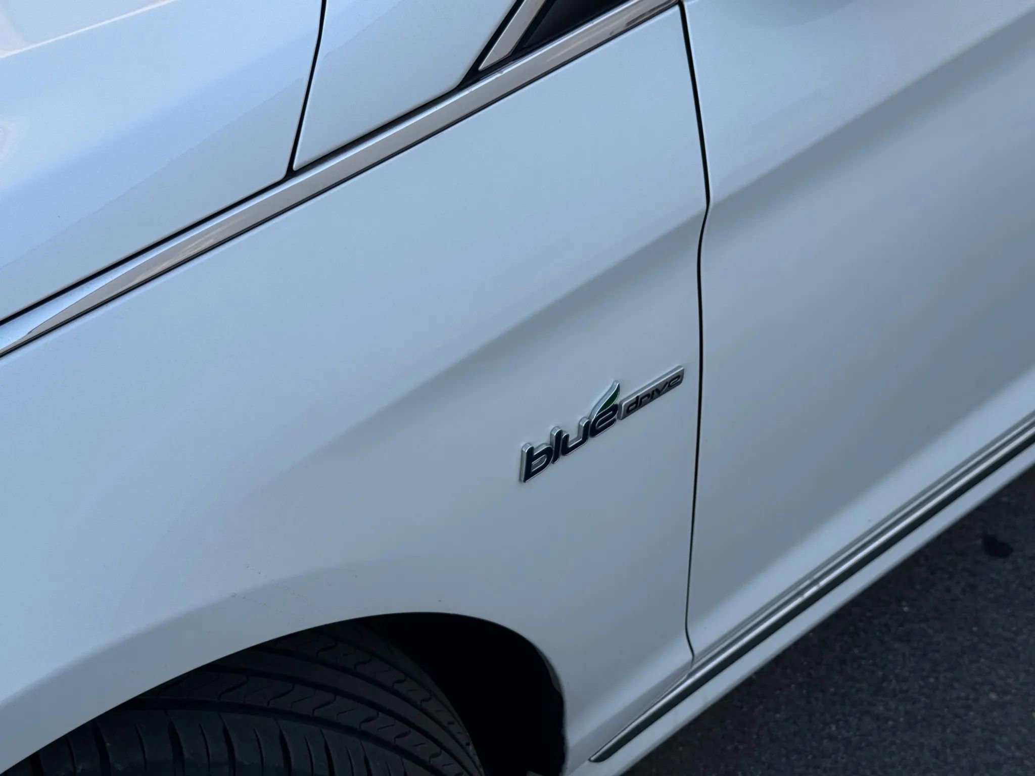 Used 2017 Hyundai Sonata SE image 3