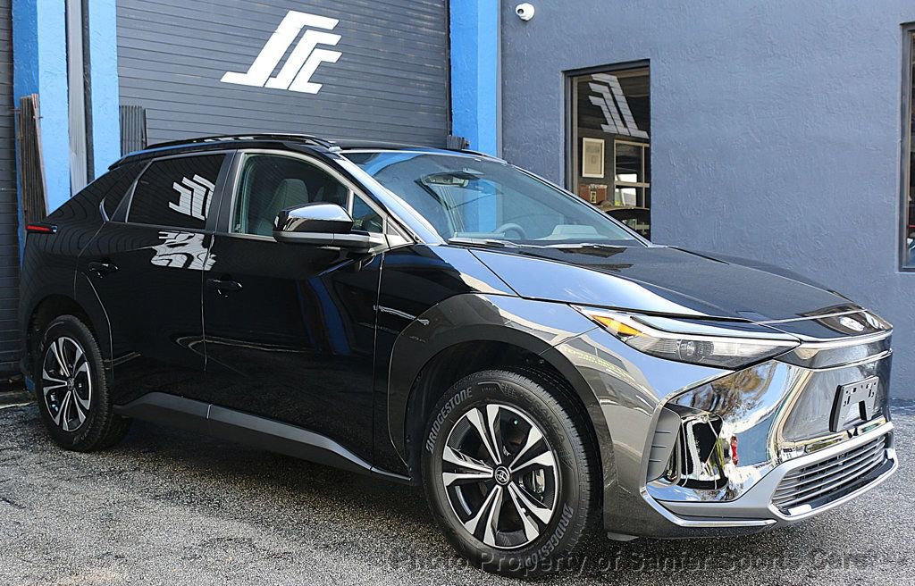 Used 2025 Toyota bZ4X AWD w/ Weather Package image 3