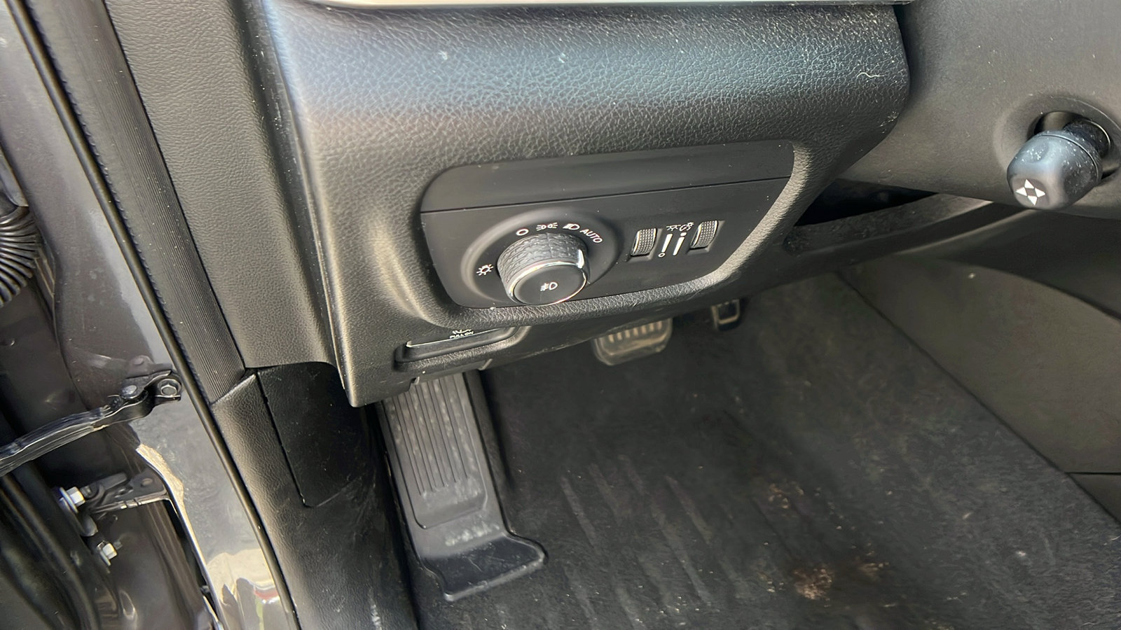 Used 2021 Jeep Grand Cherokee L Overland image 29