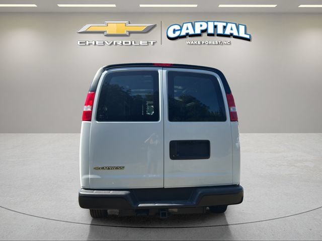 New 2026 Chevrolet Express 3500 Extended w/ Driver Convenience Package RWD image 4