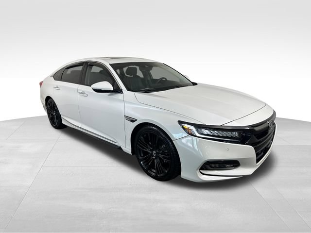 Used 2018 Honda Accord Touring image 8