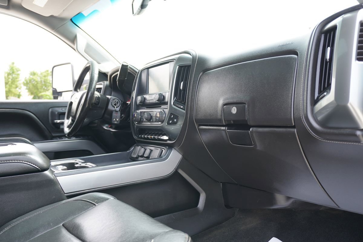 Used 2019 Chevrolet Silverado 3500 LTZ w/ Duramax Plus Package AWD/4WD image 20