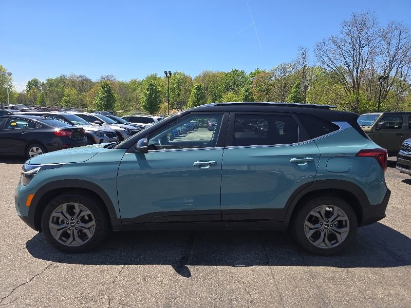 Used 2024 Kia Seltos S FWD image 4
