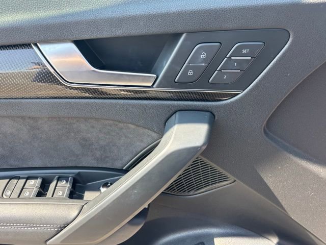 Used 2018 Audi SQ5 Premium Plus w/ Navigation Package AWD/4WD image 11
