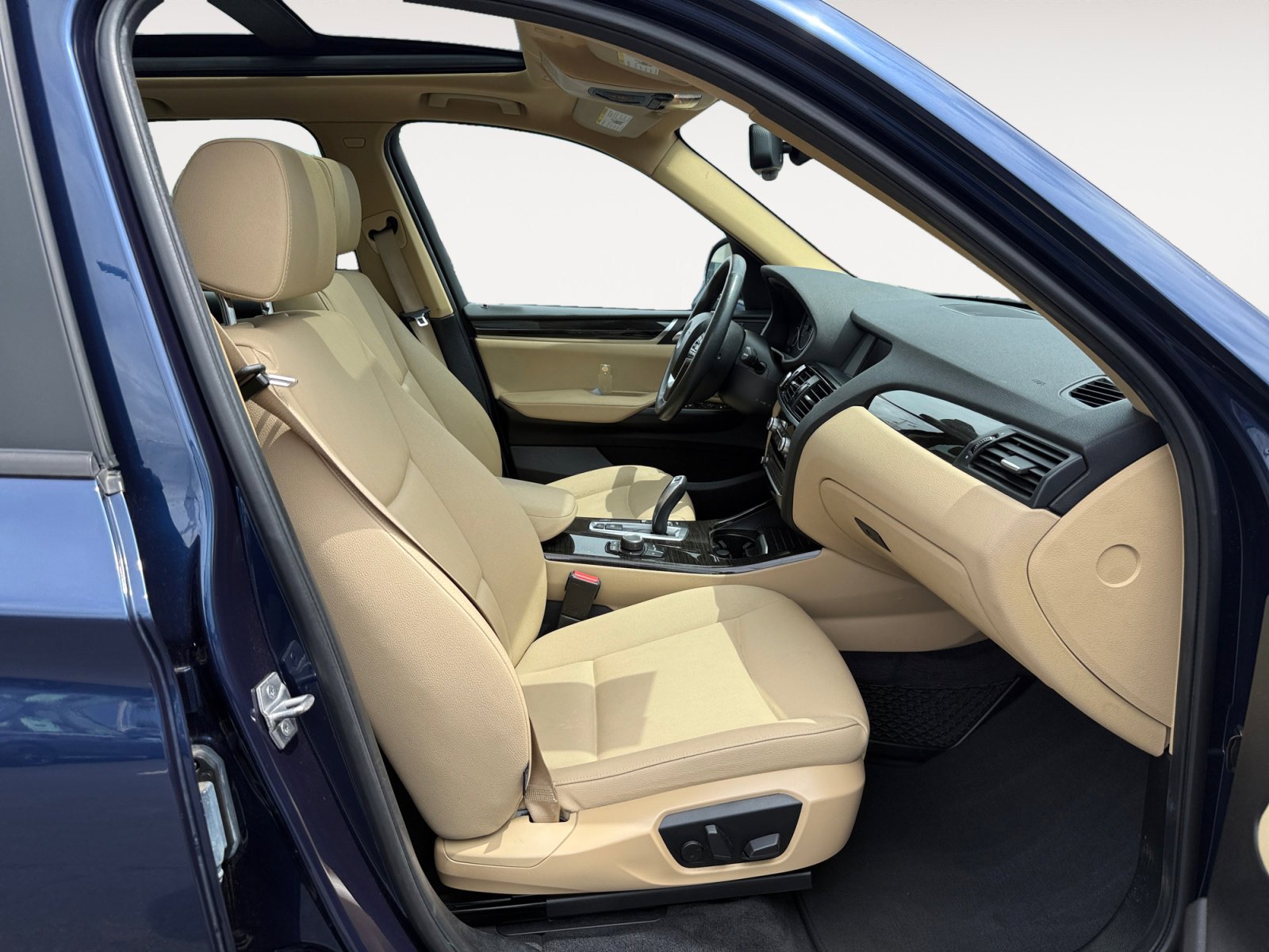 Used 2017 BMW X3 sDrive28i RWD image 19