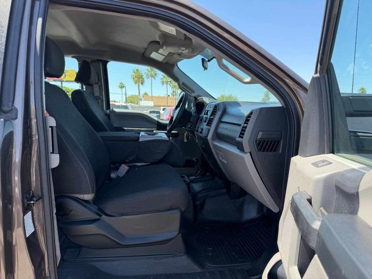 Used 2017 Ford F350 XL w/ Power Equipment Group AWD/4WD image 22