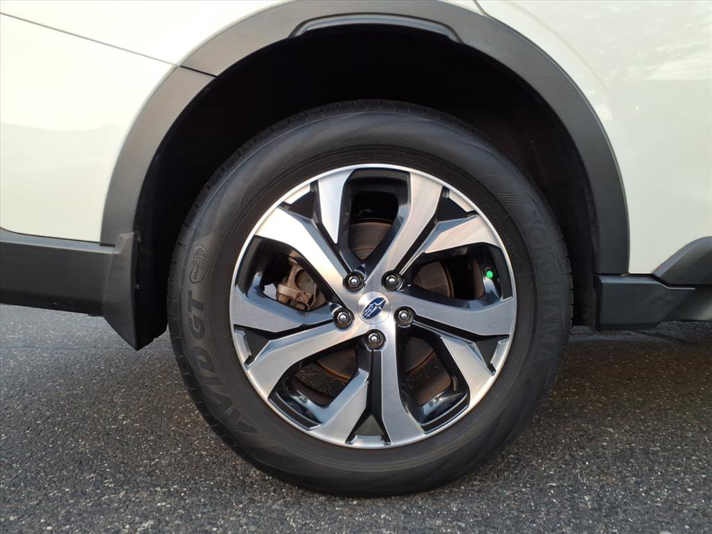 Certified 2022 Subaru Outback Limited w/ Popular Package #2 image 5