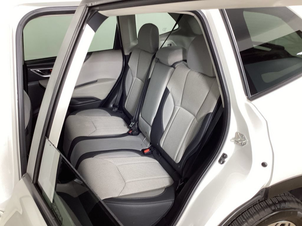 Used 2020 Subaru Forester Premium AWD/4WD image 29