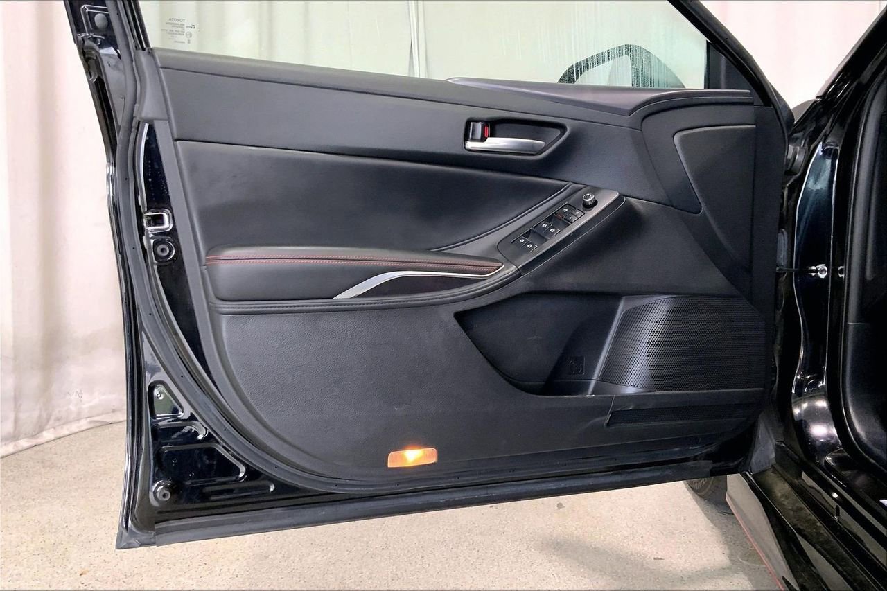 Used 2021 Toyota Avalon TRD image 21