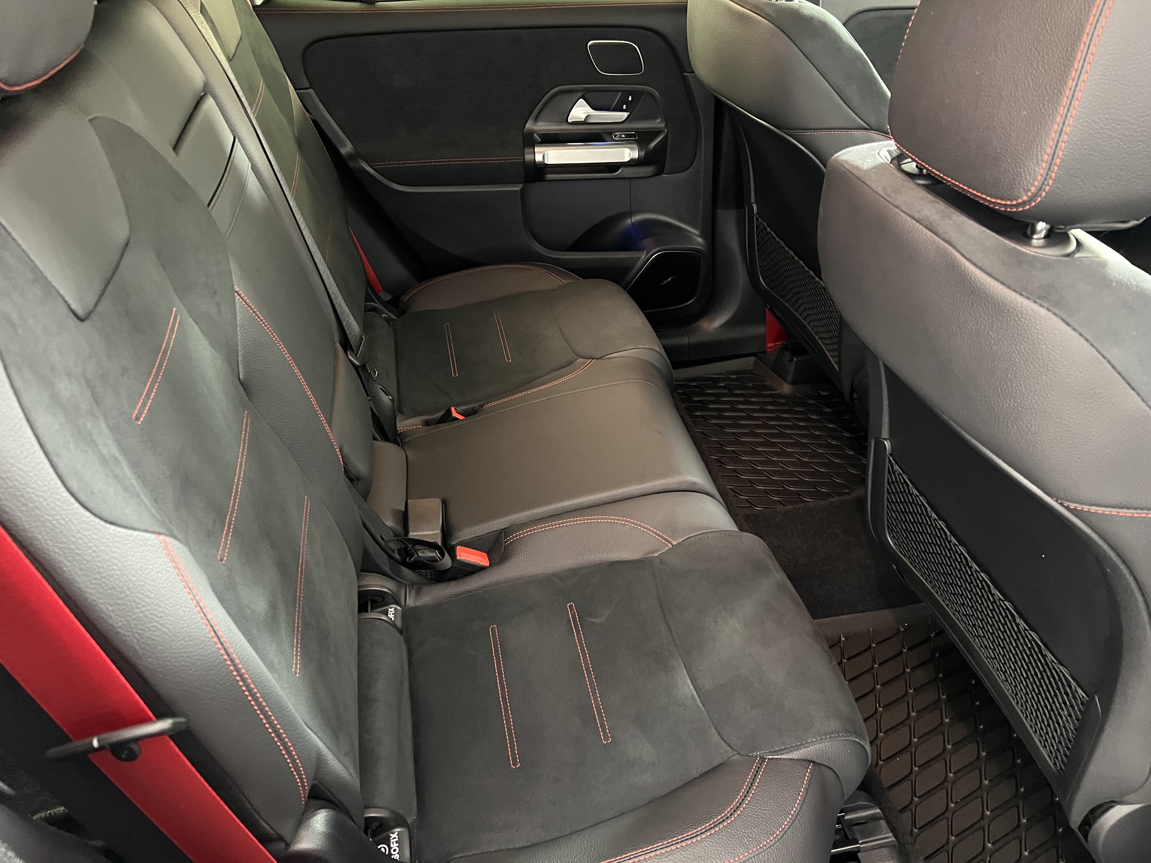 Certified 2024 Mercedes-Benz GLB 35 AMG 4MATIC image 24